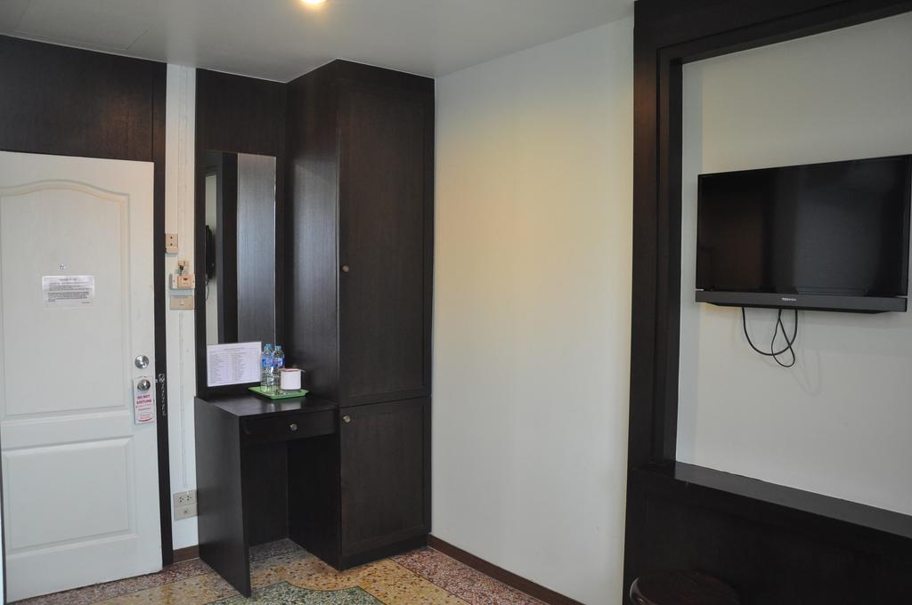 فندق Thara House بانكوك الغرفة الصورة