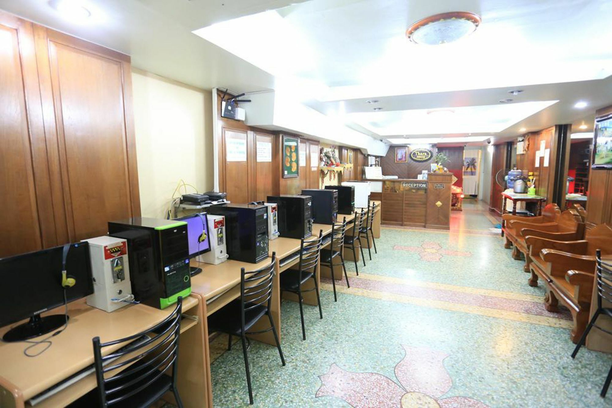 فندق Thara House بانكوك المظهر الخارجي الصورة